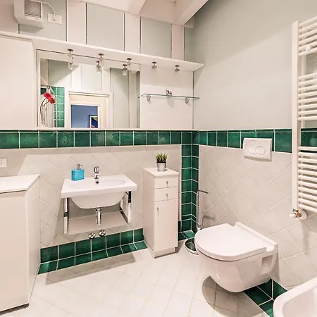 Mader Village Apartment Desenzano del Garda